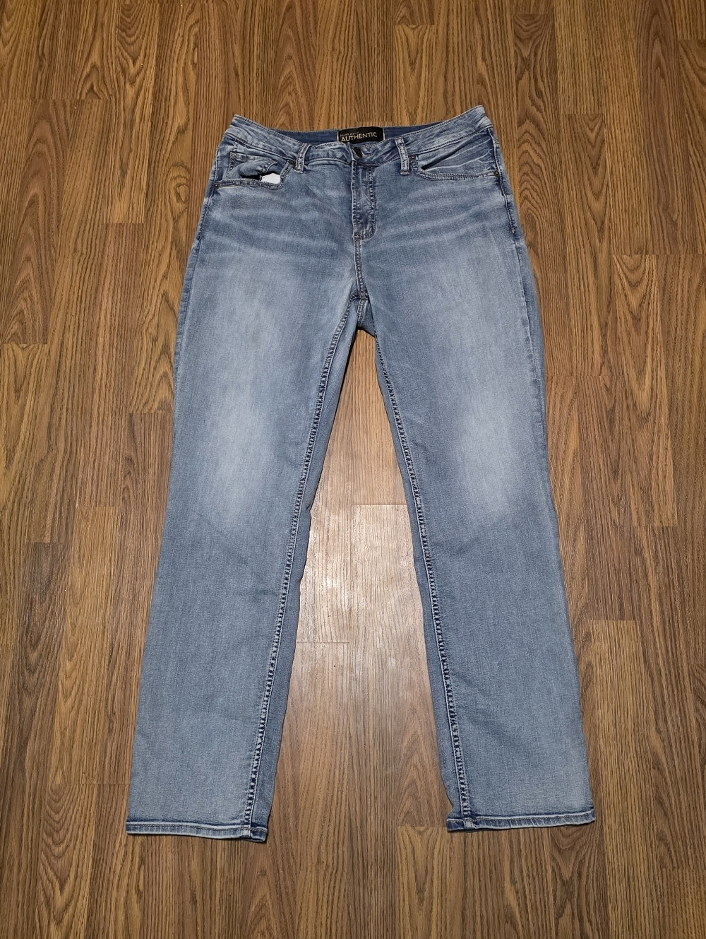 Womens Silver Jeans Co Curvy High Slim Straight High Rise Size 14x31 Blue Denim